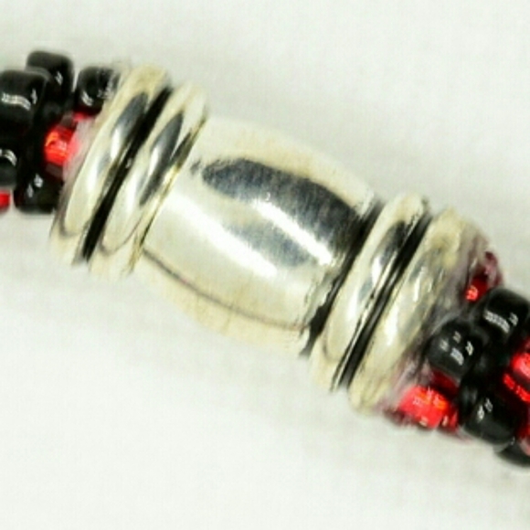 Buffalo Plaid beaded bracelet - Picture 4 of 5